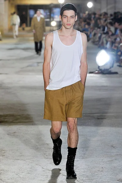 Look 21